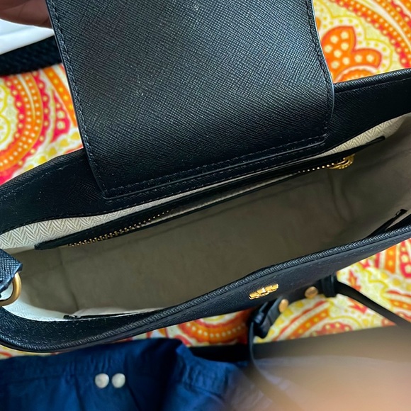 TORY BURCH black, bucket bag with magnetic clasp - Picture 4 of 4